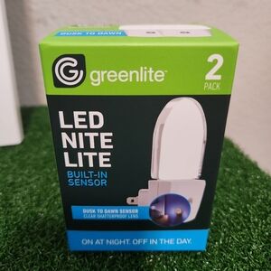 Greenlite LED Nite Lite Built in sensor 2 pack